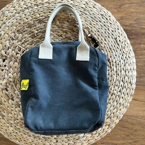 Fluf Lunch Bag, Black with yellow washable interior
